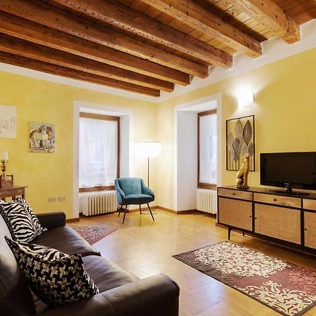 Apartamento Citta Antica Charming Flat Verona Exterior foto